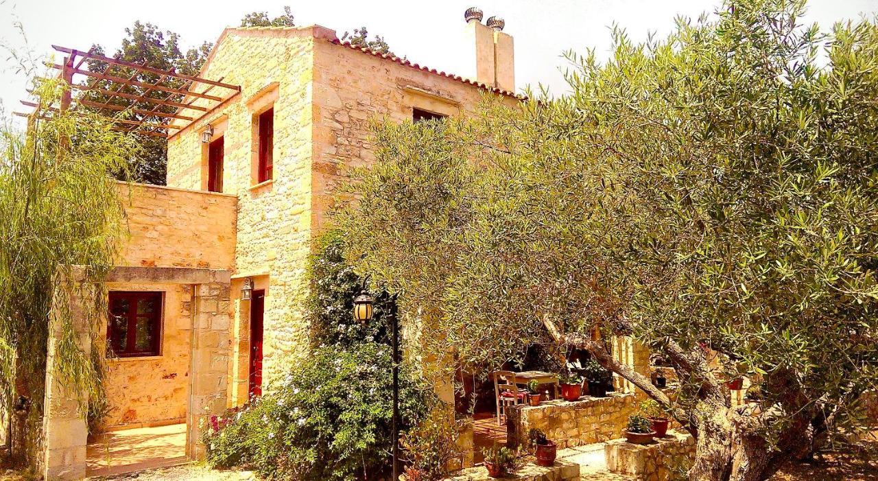 Fabrica Villa Vamos Bagian luar foto